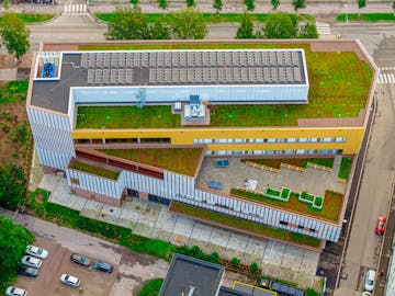 Helsingin kielilukio ylhäältä päin