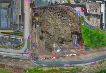 Työmaa-alue dronella kuvattuna